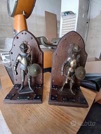 Coppia di statuine in bronzo 