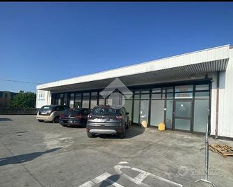 NEGOZIO A BRESCIA