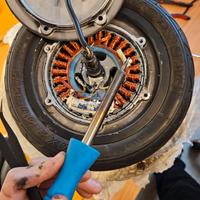 RIPARAZIONE Monopattini elettrici, bici elettriche