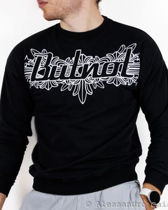 Felpa Streetwear Butnot Nera con Logo Grafico