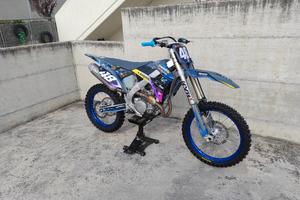 TM 250 4t