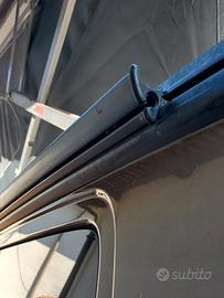 Adattatore per tendalino in gomma per VW T5/T6