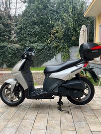 APRILIA SPORT CITY 200