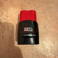 BATTERIA MILWAUKEE M12