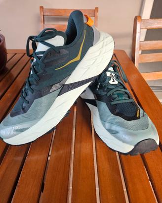 Hoka Speedgoat 7