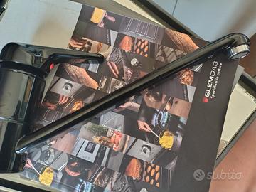 Miscelatore Rubinetto Nuovo Nero Cucina Stock