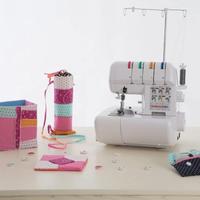 Macchina tagliacuci , machina da cucire