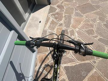 bici scott bambino 24x1 corsa