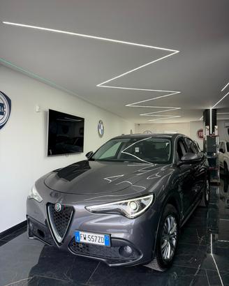 Alfa Romeo Stelvio 2.2 Turbodiesel 210 CV AT8 Q4 E
