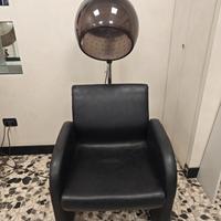 poltrona con casco asciugacapelli 