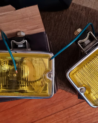 Coppia Fendinebbia Gialli SIEM Comind 140x80 Nuovi