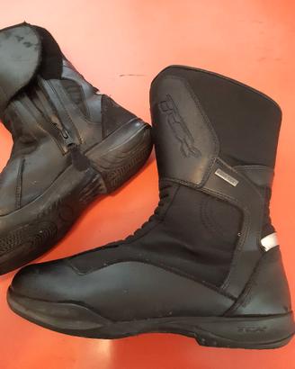 stivaletti per moto
