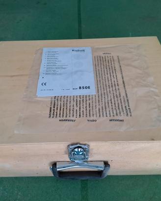 Fresatrice Einhell BOF 850E