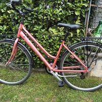 Bici donna con cambio. 