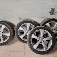 Cerchi BMW 17 pollici 7J ET32 e gomme 225/45 r17