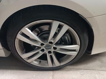 CERCHI+GOMME INVERNALI 215 45 R18 93V