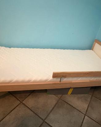 Lettino modell Sniglar Ikea con materasso