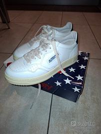 Autry uomo misura 41