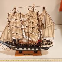 Modellino Nave a Vela