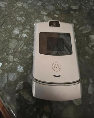 Motorola v3