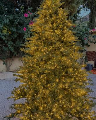 Albero di Natale pre-illuminato con luci scintilla