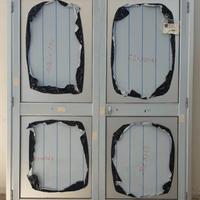 Porta interna in alluminio a due ante