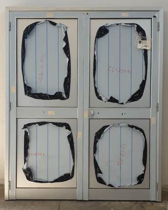 Porta interna in alluminio a due ante