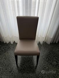 sei sedie VITTORIA di Poltrona Frau