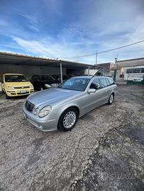 Mercedes-benz E 270 CDI cat S.W. Avantgarde