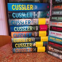 CLIVE CUSSLER   n.32   pezzi  ROMANZI  D'AVVENTURA