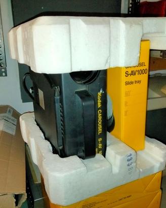 KODAK Carousel Projector S-AV1030