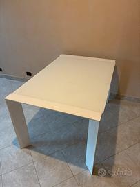 tavolo in verro temperato