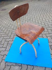 sgabello ministeriale