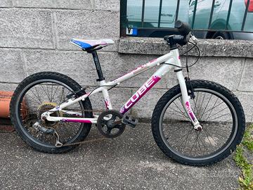 Bicicletta cube bimba