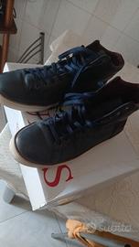 Sneakers alte Guess blu scuro - Taglia 43