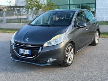 Peugeot 208 1.4 HDi 2014 Allure