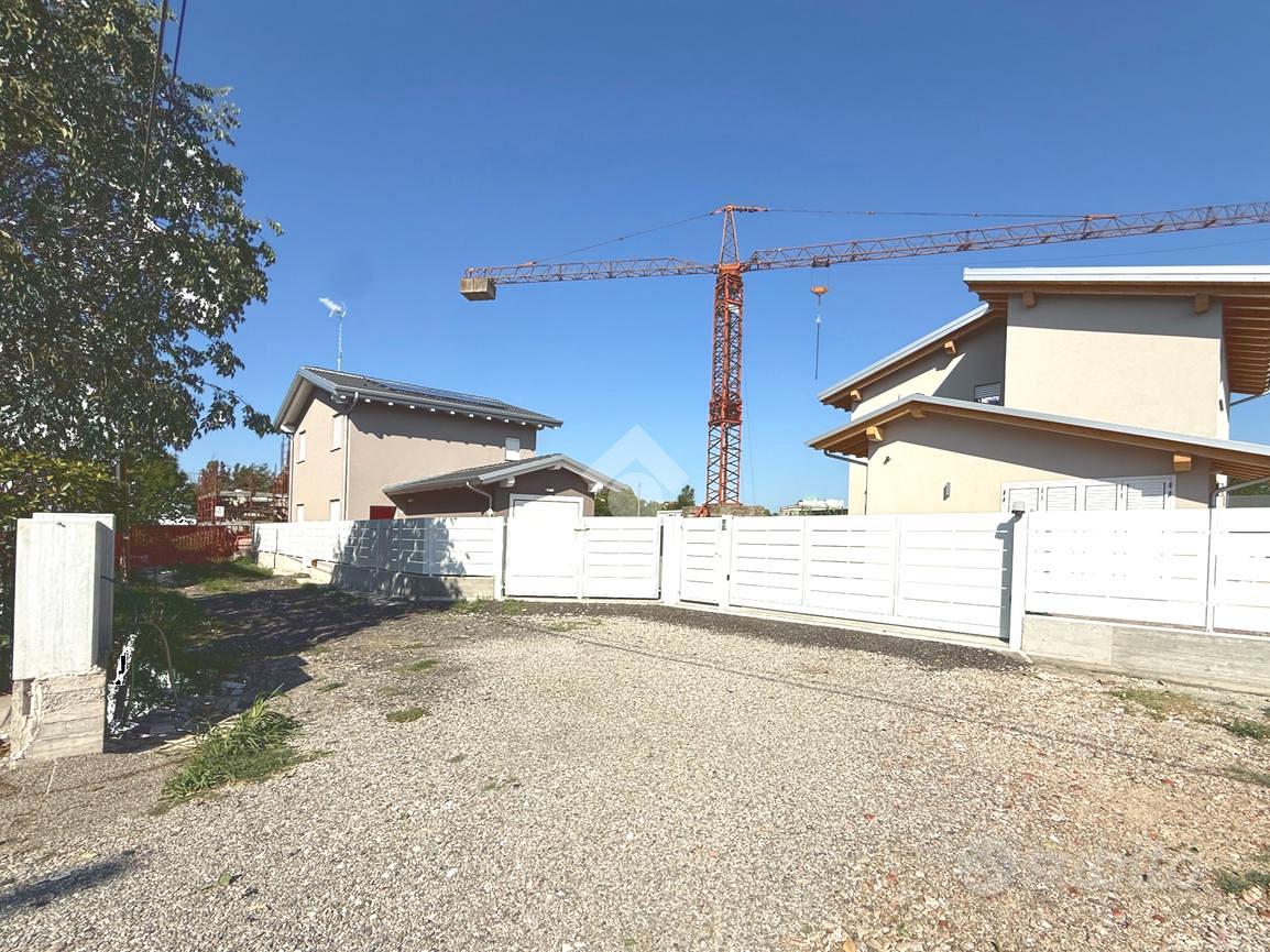 PORZIONE DI TRIFAMILIARE A BUDRIO - Vista 3
