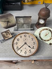 Lotto 6 orologi da tavolo e non