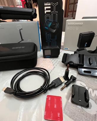 Gopro hero 11 con accessori