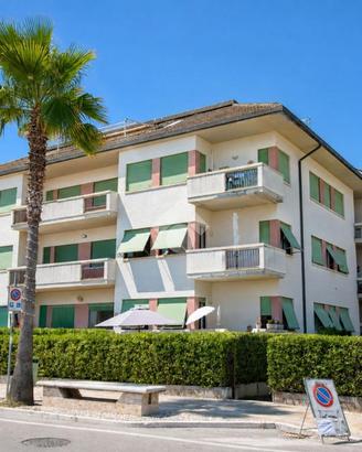 3 LOCALI A ALBA ADRIATICA