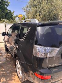 Mitsubishi outlander 7 posti