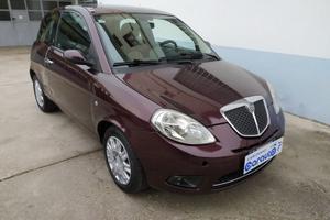 Lancia Ypsilon 1.3 MJT 75 CV Oro