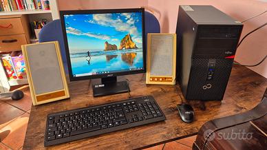 Personal Computer da scrivania Fujitsu Windows 10