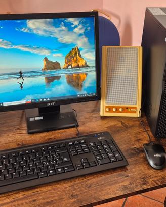 Personal Computer da scrivania Fujitsu Windows 10