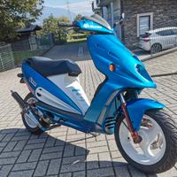 Phantom F12 50 LC biposto