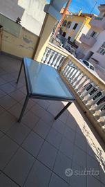 Tavolo allungabile  con vetro temperato