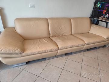 Divano in pelle Beige