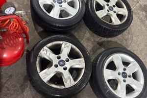 Cerchi in lega Ford fiesta