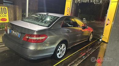 Mercede classe e 250 leggi bene