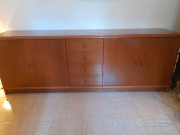 PREZZO IN RIBASSO. Camera da pranzo completa.